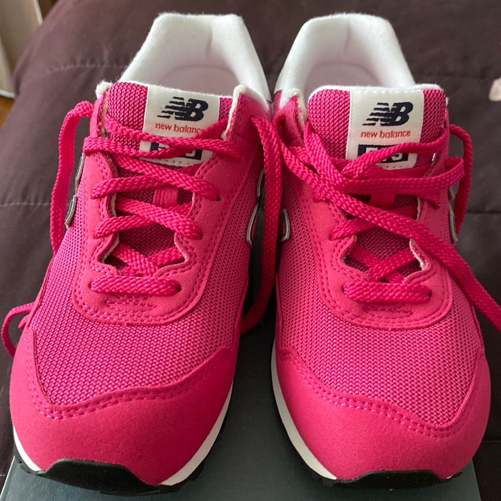 Brand new fuscia new balance